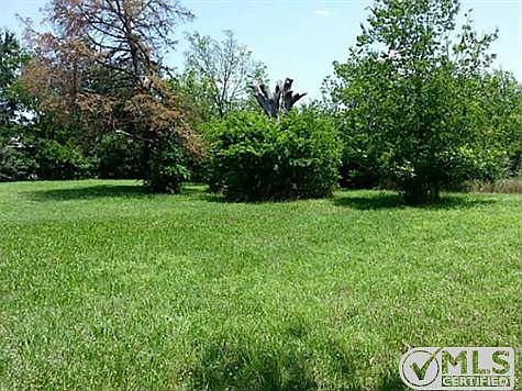 4th image of 8819 Odom Dr