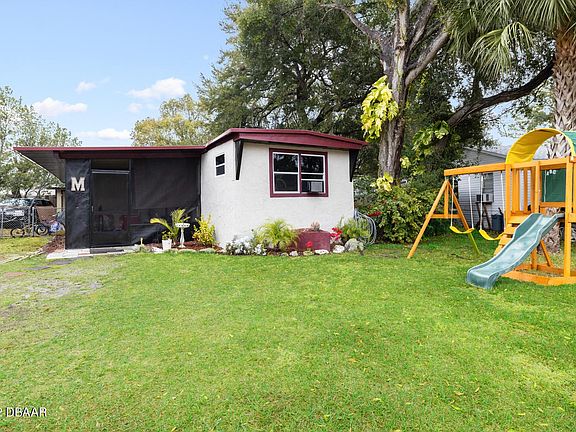 2nd image of 1137 Greenbriar Ave