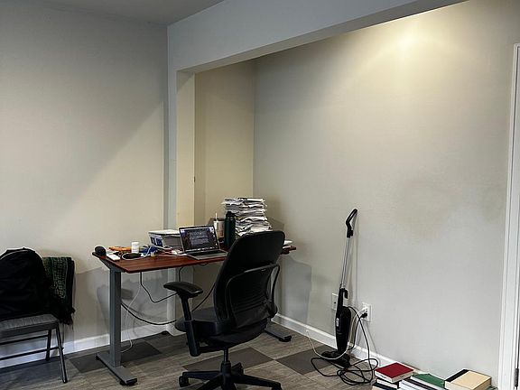 4th image of 3110 Red River St #116