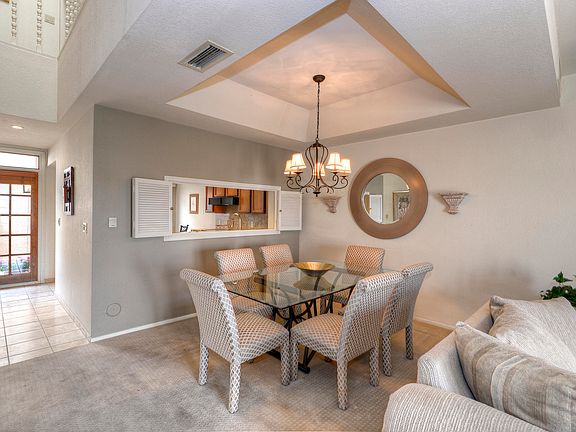 4th image of 2913 E Keim Dr