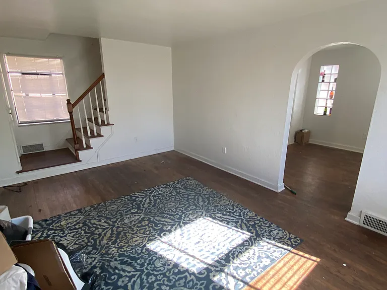 1454 Sylvan Ter — Photo 4
