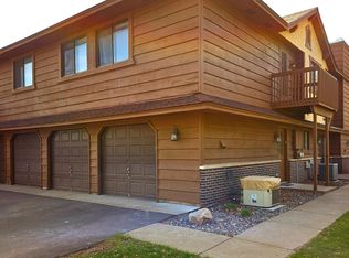 7 126th Ln NW, Coon Rapids, MN 55448