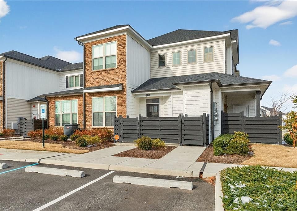 1st image of 601 Kathy Ann Way