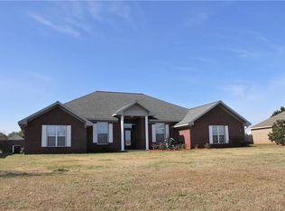199 Hannah Rd, Daleville, AL 36322