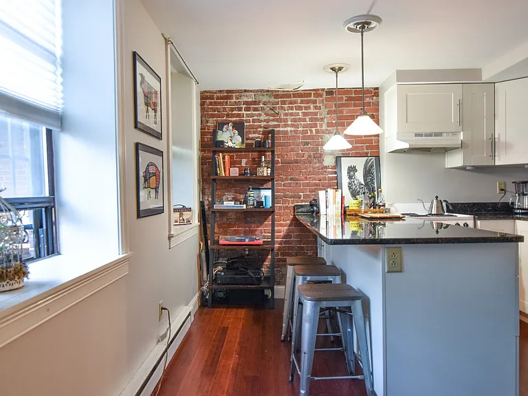 200 Northampton St #2 — Photo 4