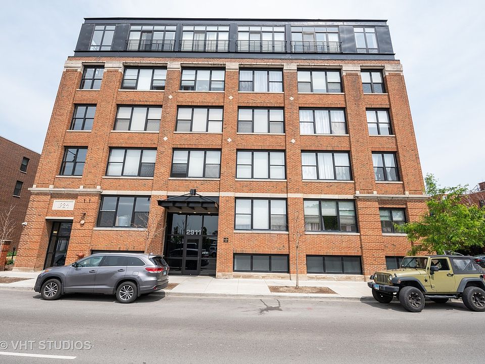 1st image of 2911 N Western Ave APT 204