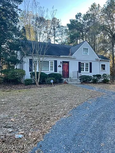 4033 Youngs Rd Photo 1