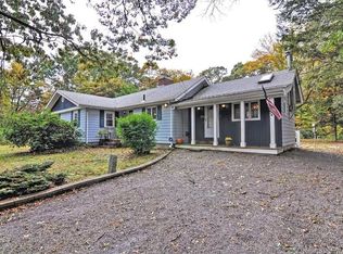 48 Fales Rd, North Attleboro, MA 02760
