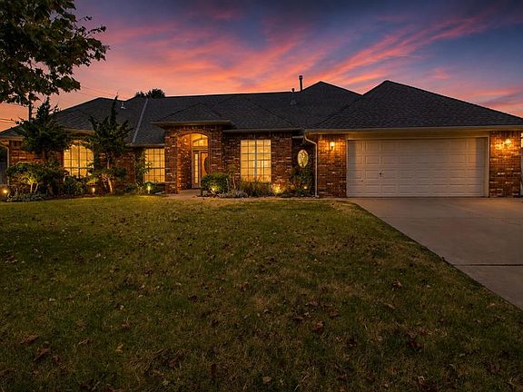 2nd image of 3335 Del Aire Pl
