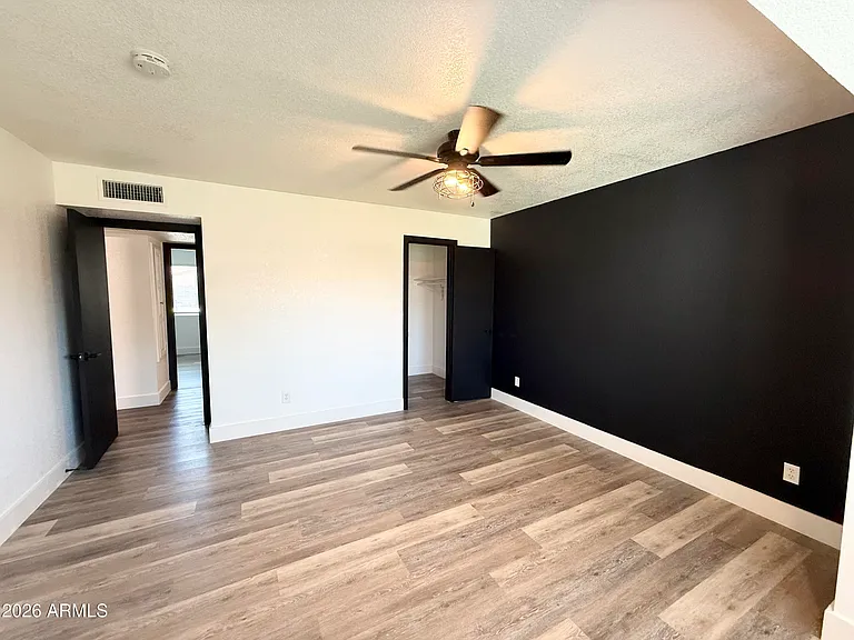 2116 E Marconi Ave — Photo 7