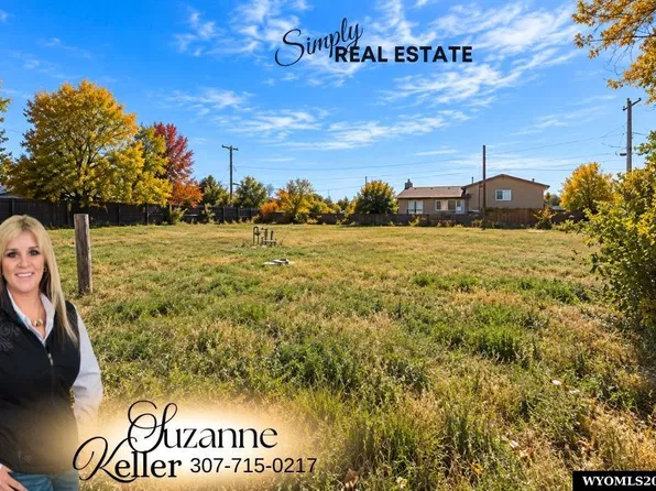 1310 W B St, Torrington, WY 82240