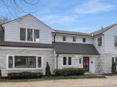 4455 North Lake Dr, Milwaukee, WI, 53211
