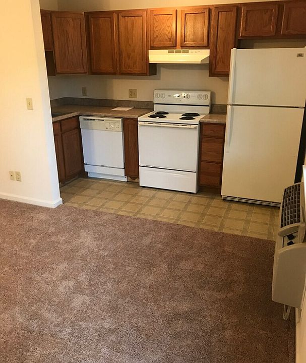 1st image of 124 Manna Dr APT 8