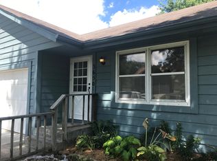 3650 SW Eveningside Dr, Topeka, KS 66614