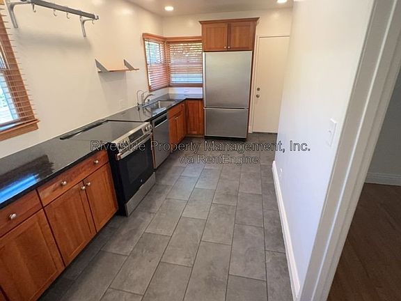 5th image of 3126 Belvedere Dr