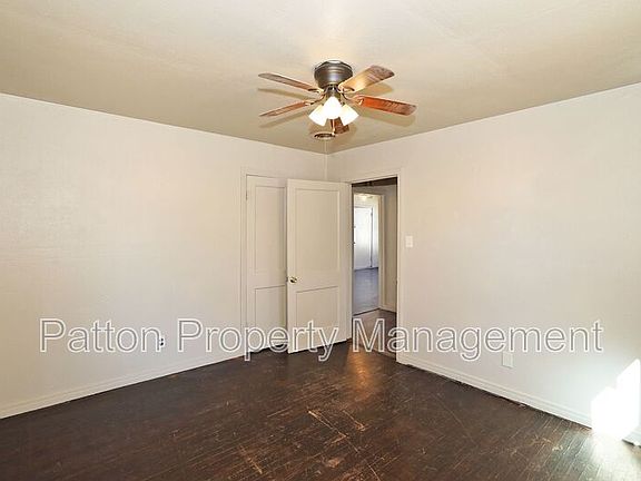 3rd image of 106 N Virginia St