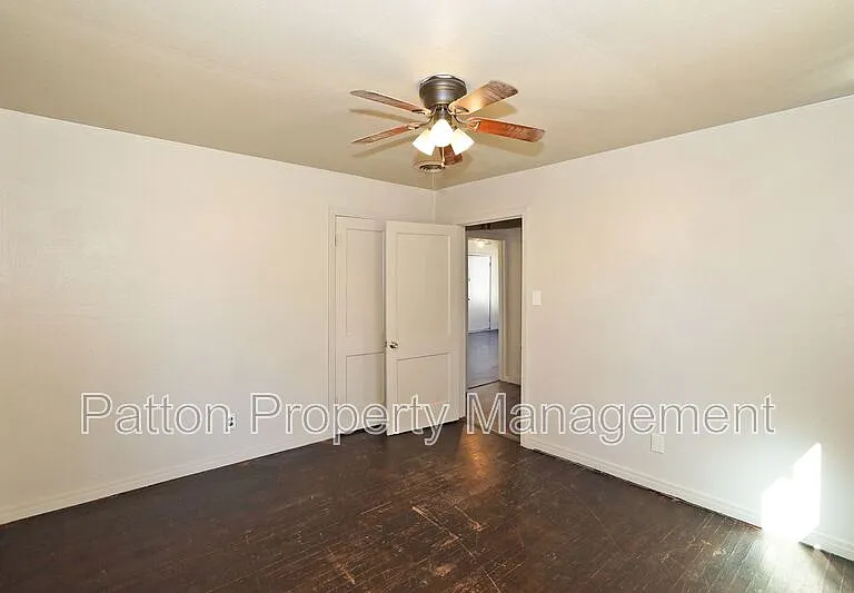106 N Virginia St — Photo 3