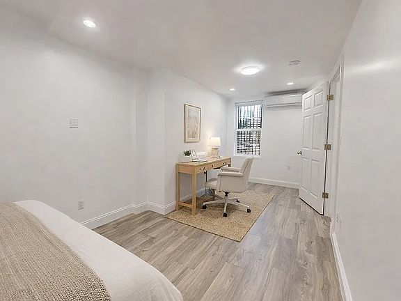 5th image of 33 Herkimer St #1B