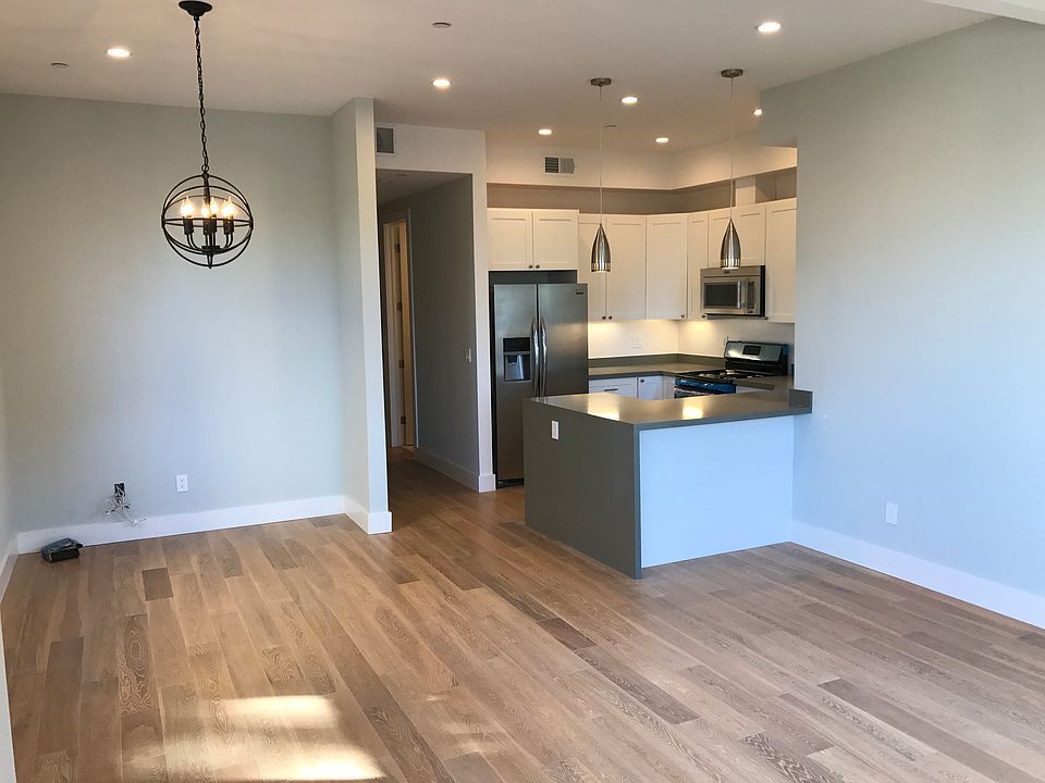 1st image of 238 Missouri St #2