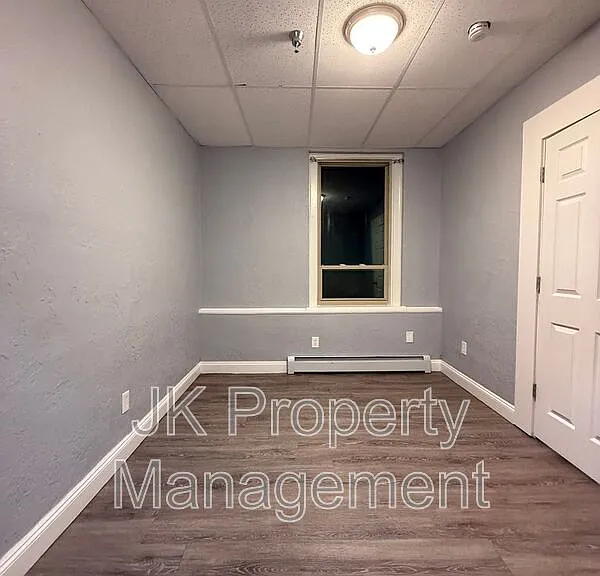 809 15th St #101 — Photo 16