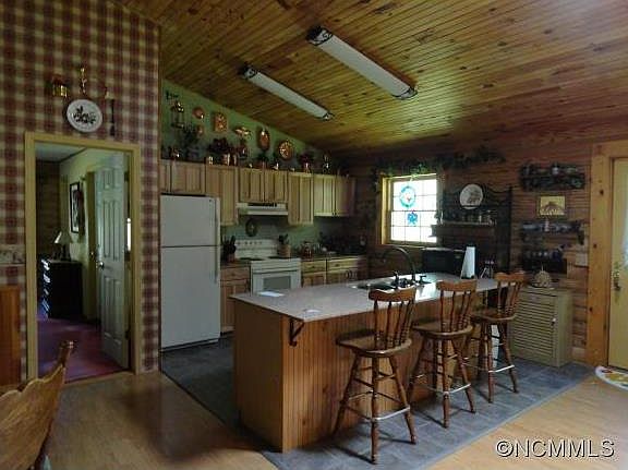 5th image of 12771 Us Highway 19w