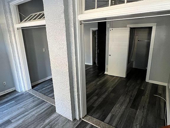 5th image of 360 13th Ave NE #356