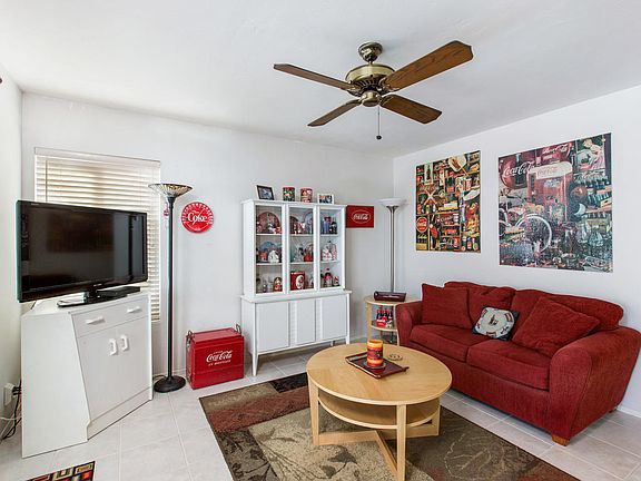 5th image of 995 Ashton Ct