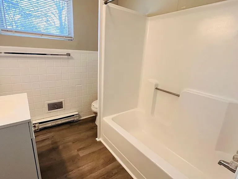 3261 University Pkwy #B — Photo 7