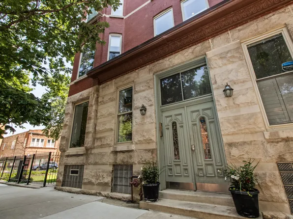 921 N Campbell Ave #4N, Chicago, IL 60622