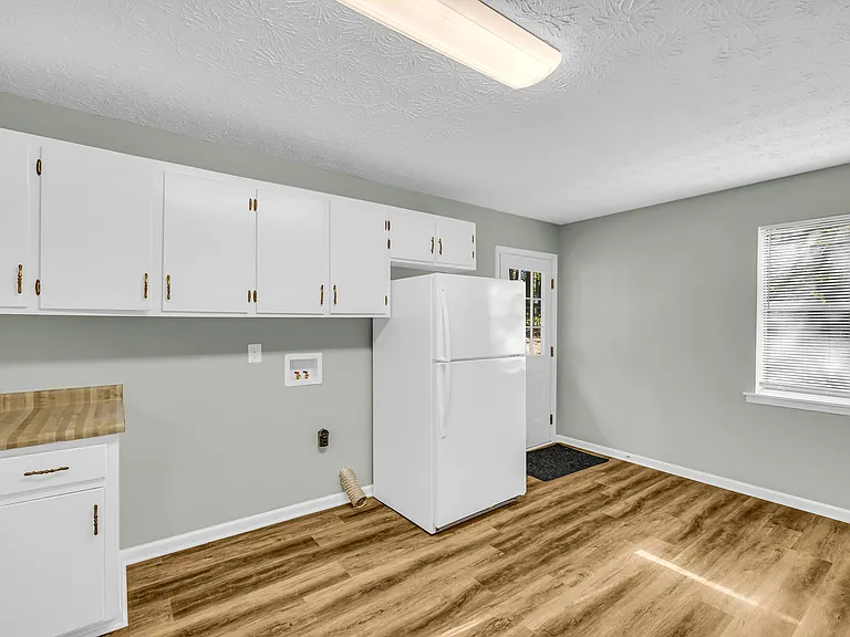 117 Blackmor Ct — Photo 11