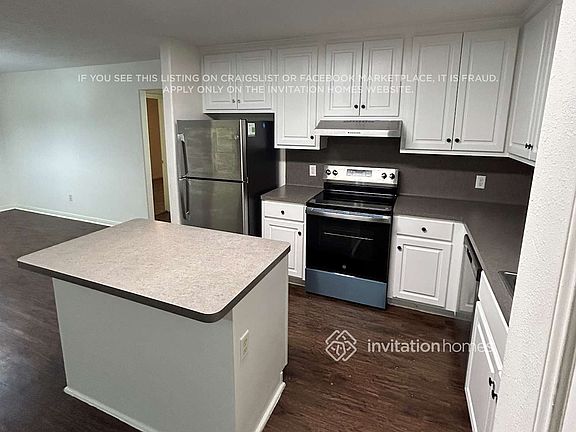 3rd image of 16334 Many Trees Ln