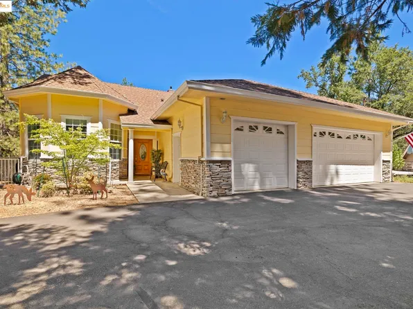 20190 Pine Mountain Dr, Groveland, CA 95321
