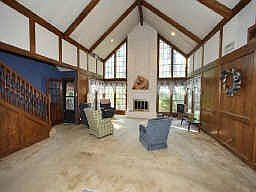 3rd image of 3711 Villa Pines Dr