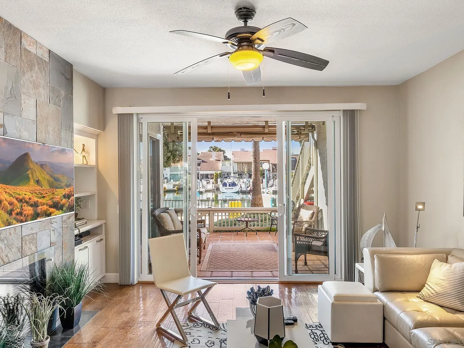 2 bed, 2.0 bath, 1603 sqft, $5,300 — Photo 1