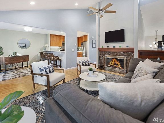 5th image of 14603 NE 35th St #10
