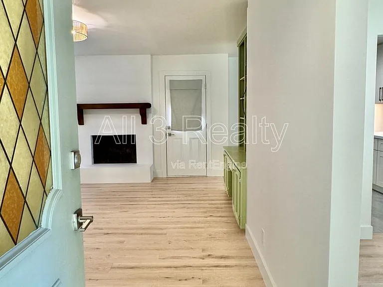 3224 Little John Dr — Photo 4