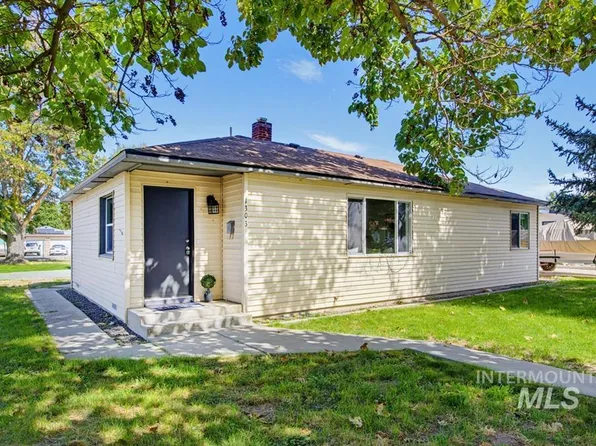 1303 Willow St, Caldwell, ID 83605