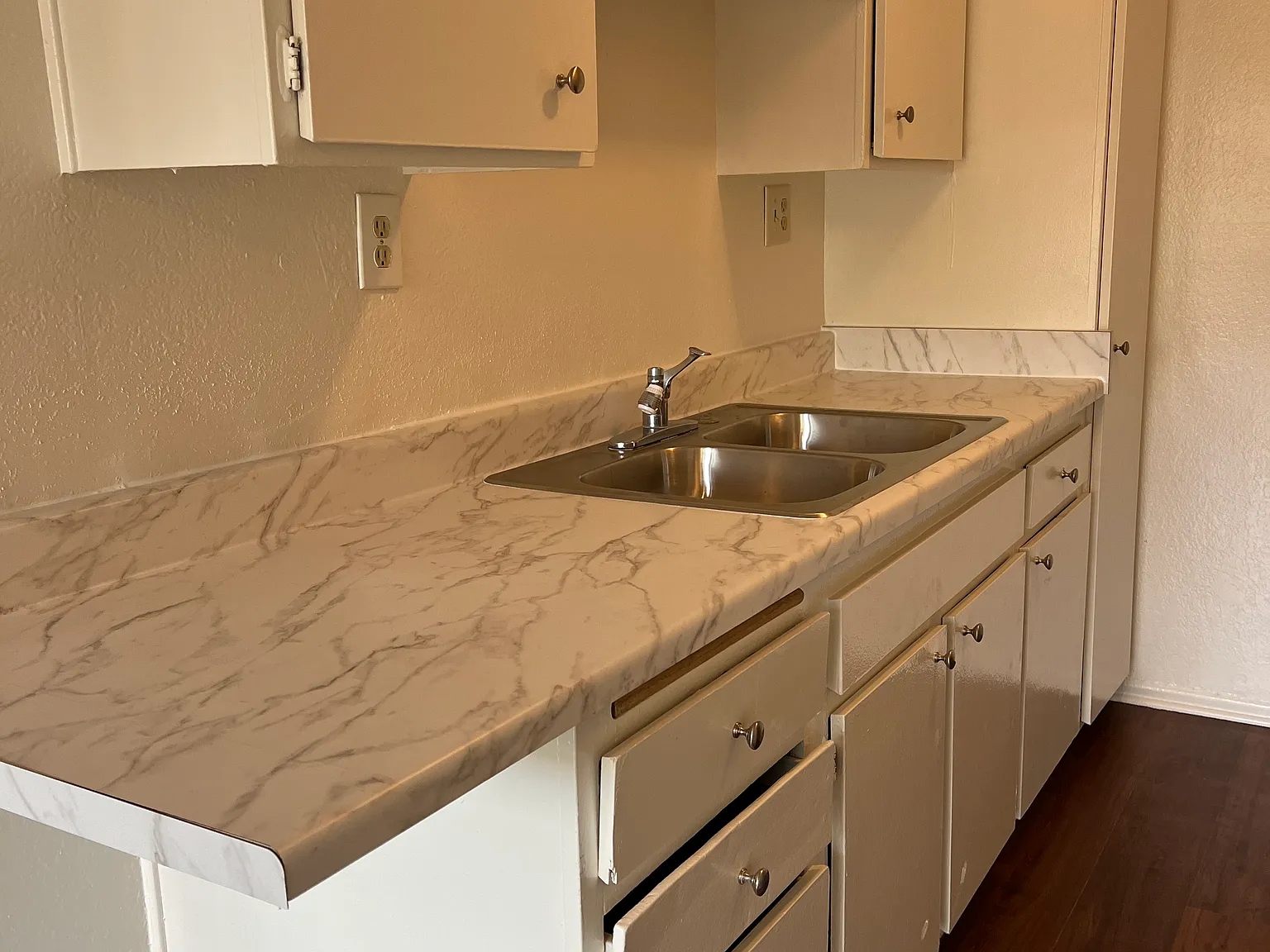 2 bed, $2,300 — Photo 1