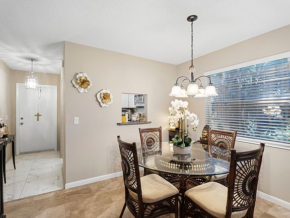 5th image of 2600 SE Ocean Boulevard #Bb2