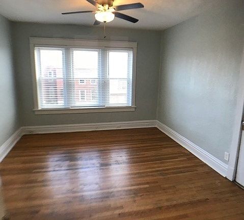 3rd image of 3134-2 Magnolia Ave #3134-2W