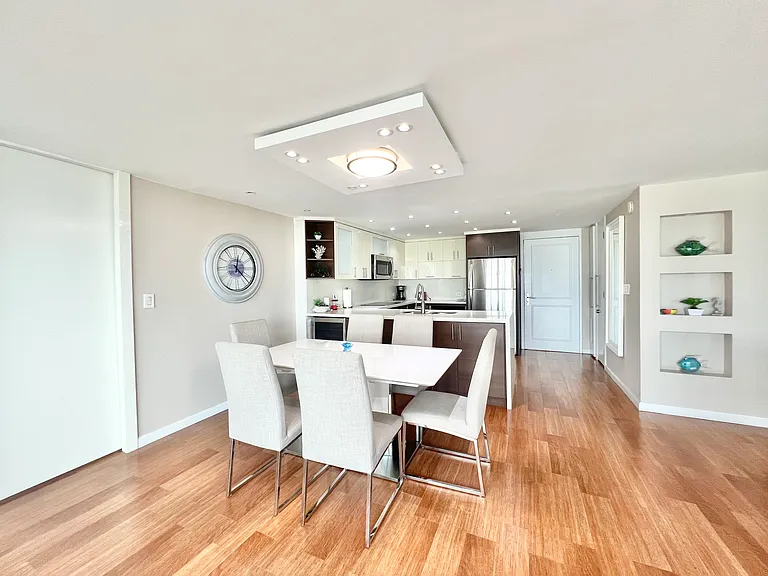 5869 Avenue Isla Verde — Photo 15