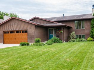 3904 Stoney Creek Ln NW, Rochester, MN 55901