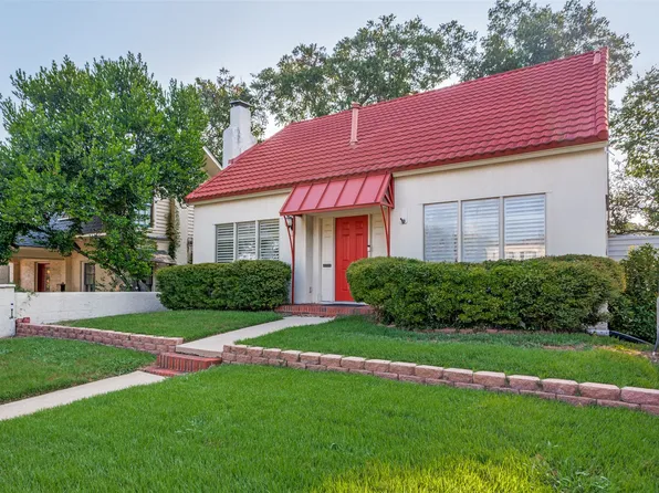 1121 Mistletoe Dr, Fort Worth, TX 76110