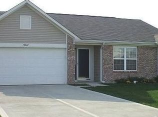 13022 Dolphins Ln, Fishers, IN 46037