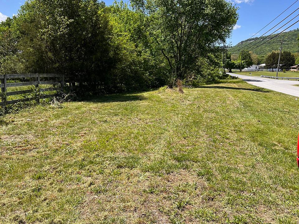 2nd image of 5139 W Valley Rd