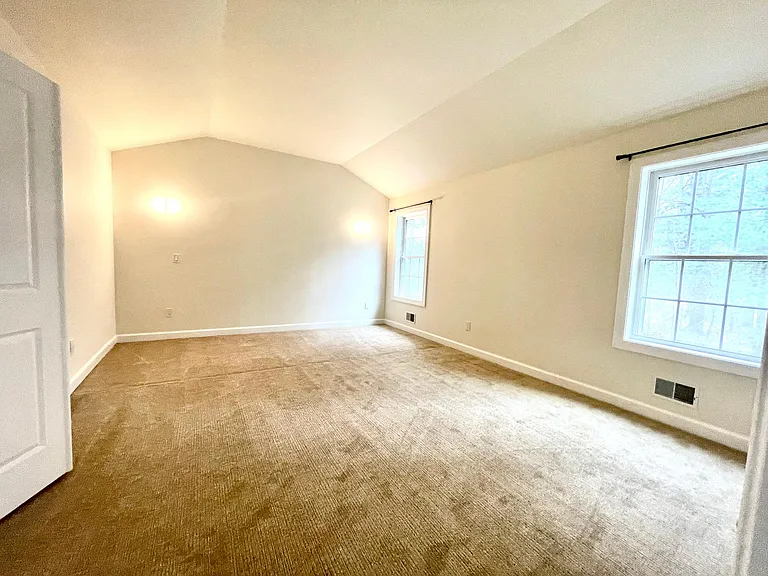 9 Poplar Dr #A — Photo 21