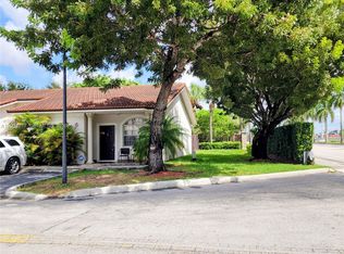 Cazadores, Miami, FL 33177