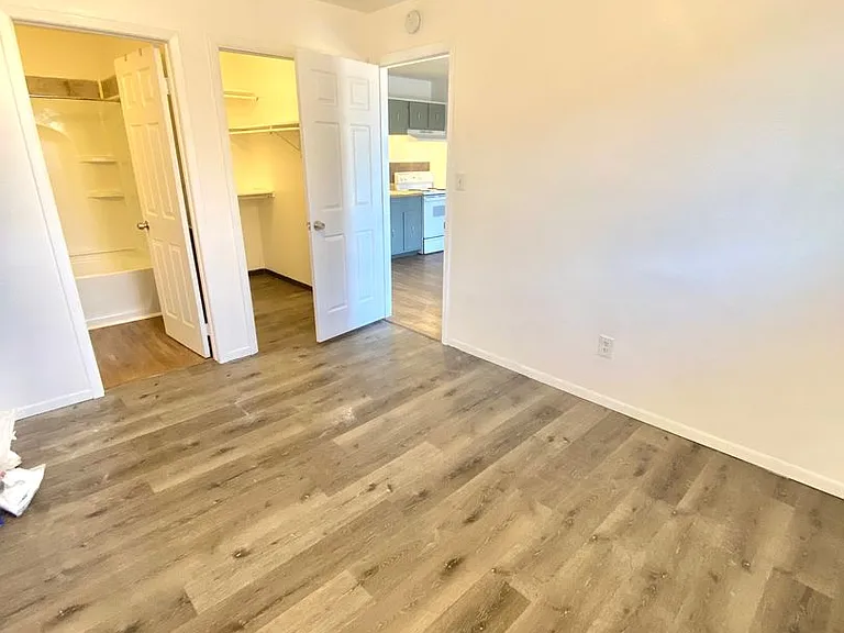 2905 Glendale Dr — Photo 8