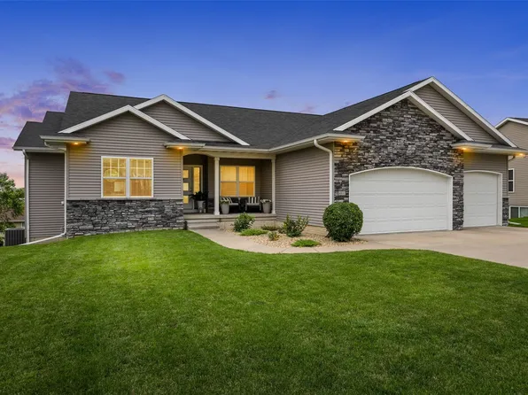 4812 Hay Field Ct SW, Cedar Rapids, IA 52404