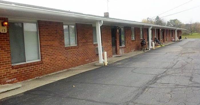 2nd image of 12640 Grand River Rd APT 4